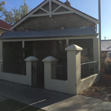 Fremantle Holiday Accommodation Wa Exteriör bild